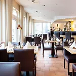 Hotel Hangelar 3*